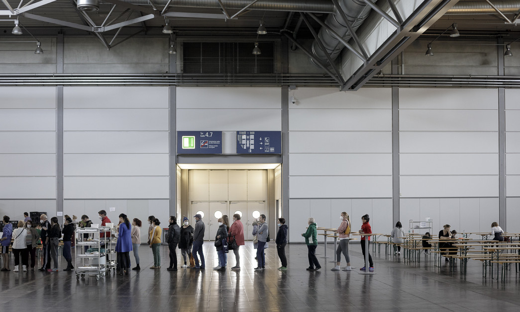 Aufnahmeeinrichtung für Geflüchtete aus der Ukraine in den Messehallen in Leipzig
