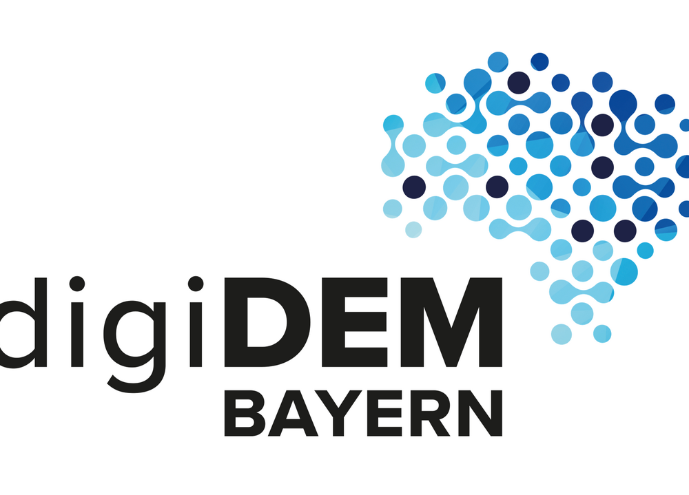 Logo von "digiDEM Bayern", neben dem Namen ist eine blaue Wolke aus Kreisen.