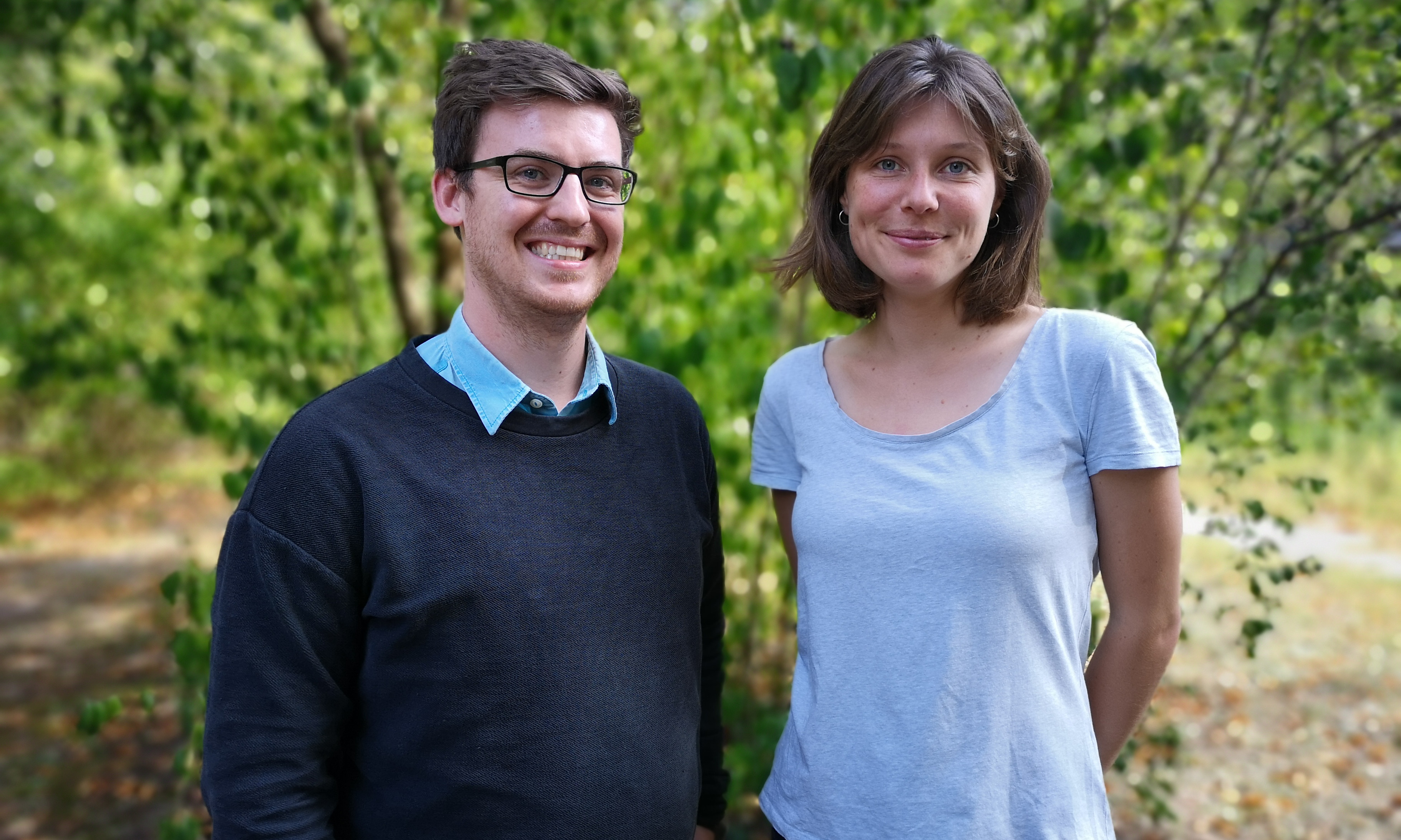 Das Team der Koordinierungsstelle des Kompetenzzentrums Berlin Ein Foto zeigt Maximilian Christian Kühn und Susanne Bruch aus der Koordnierungsstelle des Kompetenzzentrum Berlin