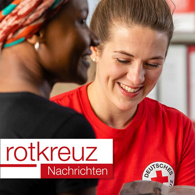 Das Bild ist ein Werbefoto für den Mitgliederbrief. Es zeigt zwei Personen und einen Titel im Vordergrund: "rotkreuz Nachrichten".