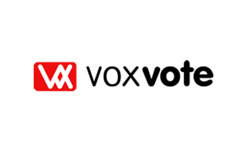 Links ein verwickeltes V und X in weiß auf rotem Grund, rechts davon voxvote in schwarz auf weißem Grund.