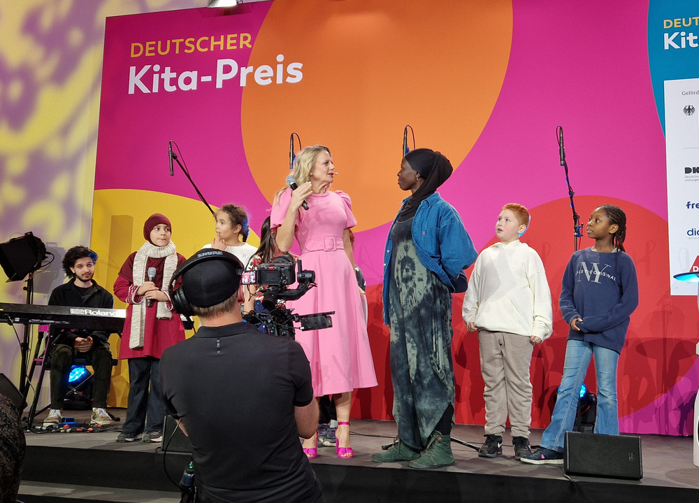 Kinderchor Al-Farabi Musikakademie bei der Preisverleihung
