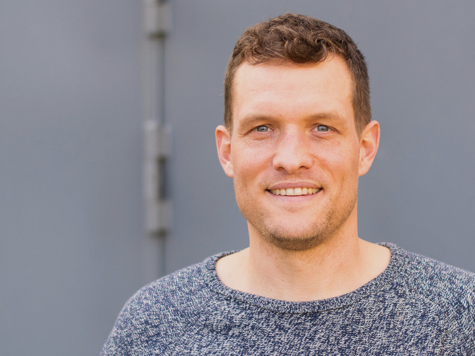 Porträt Ansprechperson Bastian Schlinck