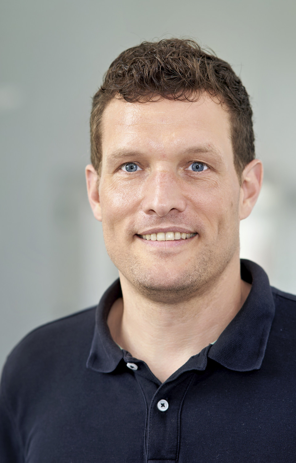 Porträt Ansprechperson Bastian Schlinck