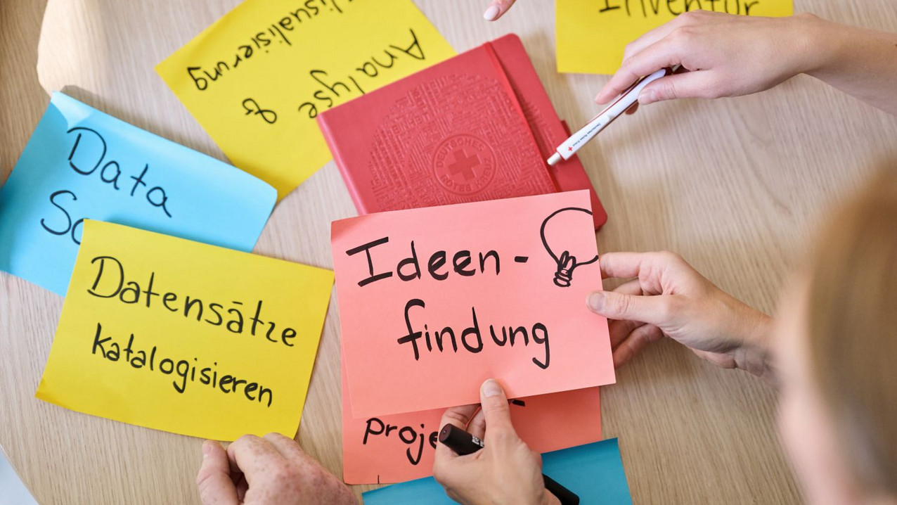 Highres_DRK_Berlin_Sep25_1767.jpg Checkliste "Unsere Tipps für zukünftige Datenprojekte im DRK